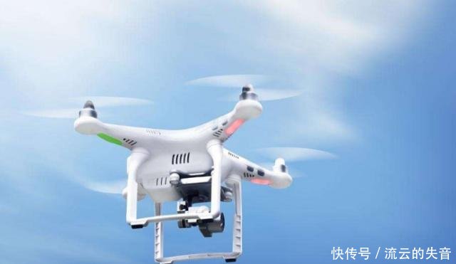 小马被游客无人机惊扰，一场意外的悲剧
