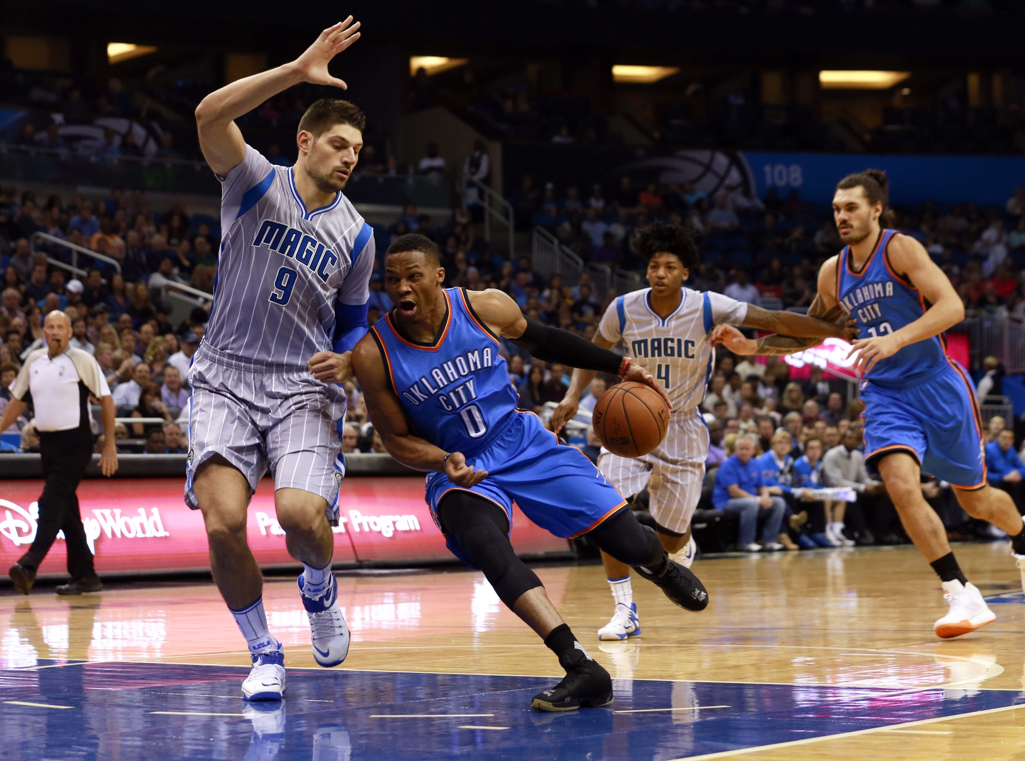 魔术对雷霆比分，一场让人心跳加速的NBA常规赛，到底藏着多少门道？