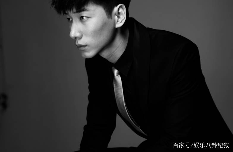 模特张亮，我跟张亮麻辣烫没关系