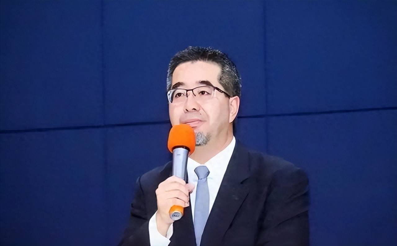 萧旭岑，2028年，蓝白合的必然与希望