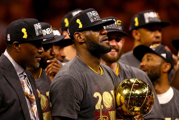 那年夏天，骑士队如何用不可能改写了NBA历史—2016年冠军的幕后真相