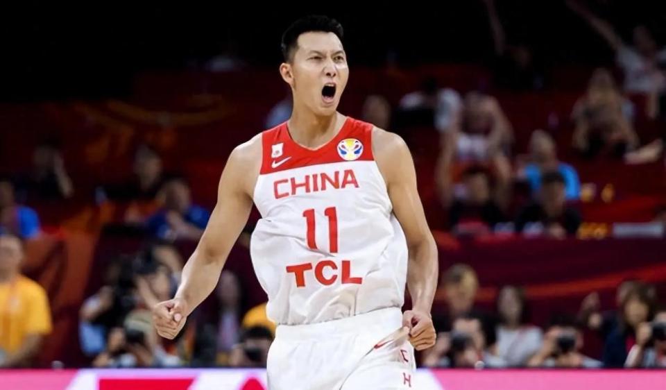 易建联还在中国男篮吗？聊点我的真实看法