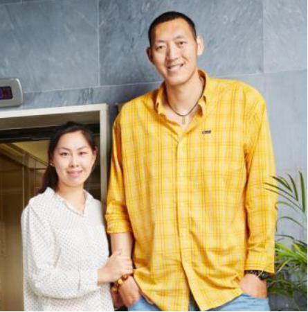 篮球孙明明简历，2米36的巨人，他的篮球路比你想的更难